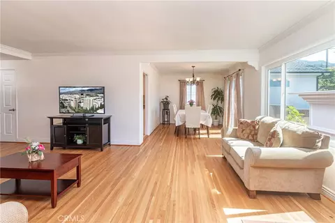 1030 E San Jose, Burbank, CA 91501