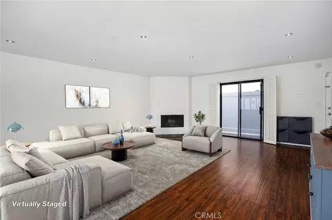 11100 Acama #13, North Hollywood, CA 91602