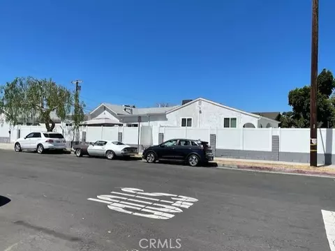 10802 Crockett St, Sun Valley, CA 91352