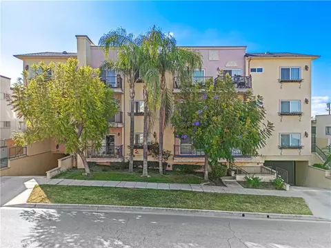 626 E Orange Grove Ave #301, Burbank, CA 91501
