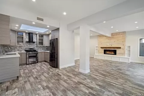 10831 Roycroft St #72, Sun Valley, CA 91352