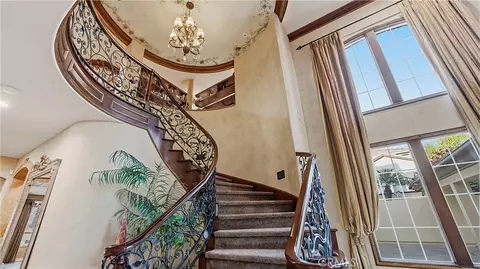 3426 Wedgewood Ln, Burbank, CA 91504