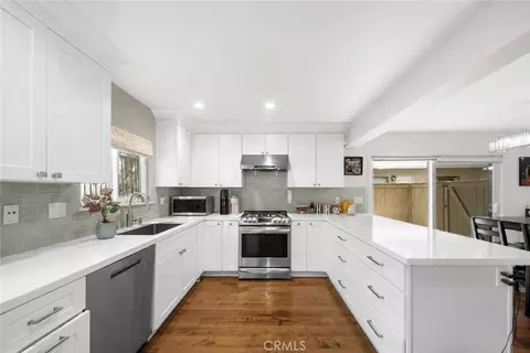 612 Wilcox Ave, Los Angeles, CA 90004