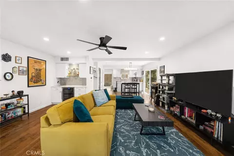 612 Wilcox, Los Angeles, CA 90004