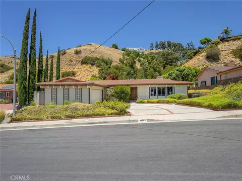 10087 Sully Dr, Sun Valley, CA 91352 photo 2