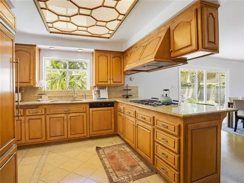 10087 Sully Dr, Sun Valley, CA 91352 photo 9