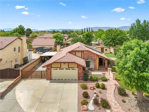3326 Denise St, Lancaster, CA 93536