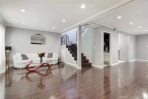 Living - 10260 Plainview Ave #22, Tujunga, CA 91042 photo 5 of 6