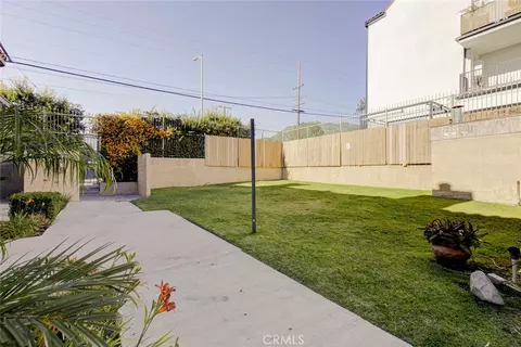 Exterior - 10260 Plainview Ave #22, Tujunga, CA 91042 photo 16 of 16