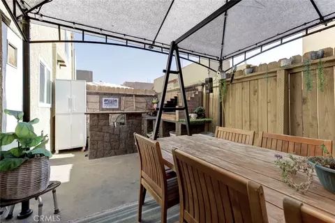 Exterior - 10260 Plainview Ave #22, Tujunga, CA 91042 photo 12 of 16