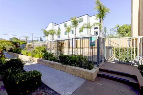 Exterior - 10260 Plainview Ave #22, Tujunga, CA 91042 photo 11 of 16