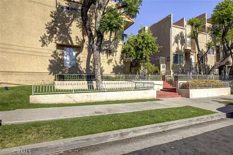 Exterior - 10260 Plainview Ave #22, Tujunga, CA 91042 photo 2 of 16