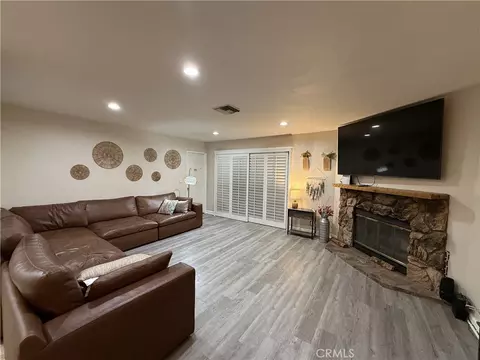 Living - 21019 Rambling, Apple Valley, CA 92308 photo 1 of 2