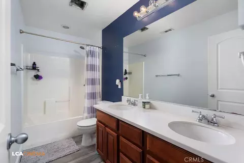 Bath - 15425 Quintero, Bakersfield, CA 93314 photo 1 of 3