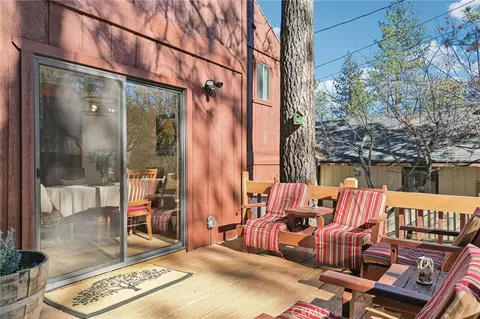Exterior - 1847 Thrush Rd, Wrightwood, CA 92397 photo 3 of 9
