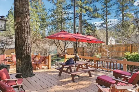 Exterior - 1847 Thrush Rd, Wrightwood, CA 92397 photo 4 of 9
