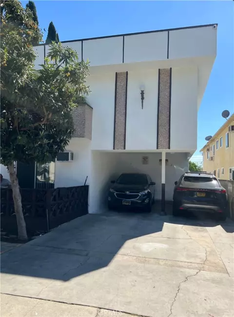 14218 Sylvan St, Sherman Oaks, CA 91401
