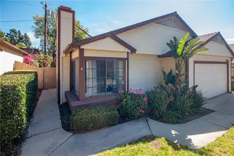 13982 Olive Grove Ln, Sylmar, CA 91342