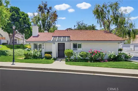 6818 Poppyview Dr, Oak Park, CA 91377