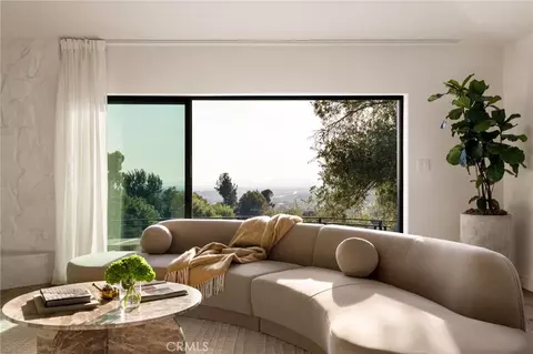 Living - 11111 Tujunga Cyn, Tujunga, CA 91042 photo 1 of 2