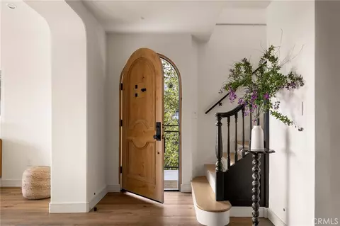Entry Way - 11111 Tujunga Cyn, Tujunga, CA 91042 photo 2 of 3