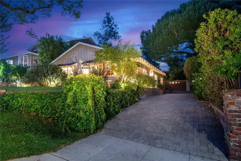 640 S Parish Pl, Burbank, CA 91506