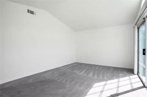 Bedroom - 617 Sedgeworth Ct, Simi Valley, CA 93065 photo 2 of 6