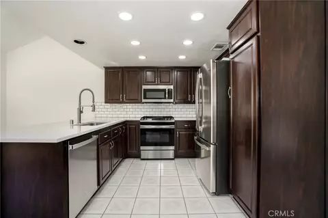 Kitchen - 617 Sedgeworth Ct, Simi Valley, CA 93065 photo 1 of 3