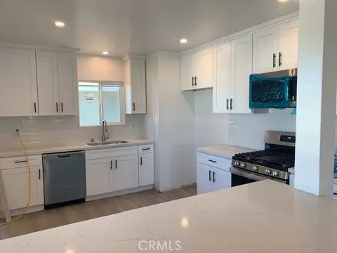 Kitchen - 5340 S J, Oxnard, CA 93033 photo 2 of 4