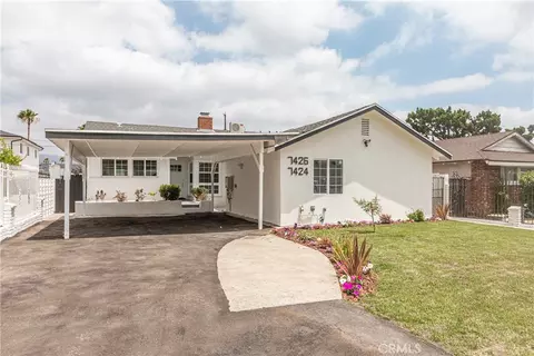 7426 Lemp Ave, North Hollywood, CA 91605