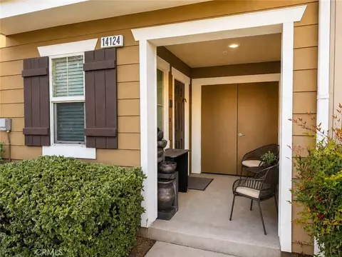 14124 W Pine Ln, Van Nuys, CA 91405