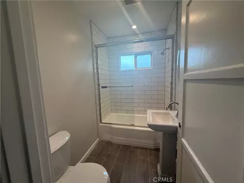 Bath - 10260 Marcus, Tujunga, CA 91042 photo 1 of 2