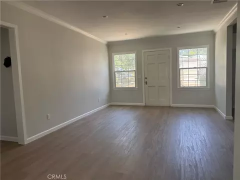 Living - 10260 Marcus, Tujunga, CA 91042 photo 3 of 7
