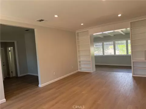 Living - 10260 Marcus, Tujunga, CA 91042 photo 4 of 7