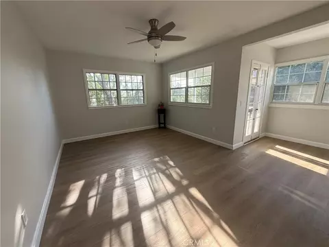 Living - 10260 Marcus, Tujunga, CA 91042 photo 6 of 7