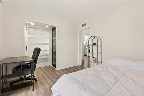 Bedroom - 9862 Cabanas, Tujunga, CA 91042 photo 2 of 7