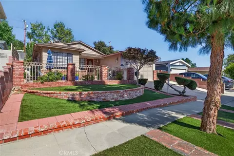 Exterior - 9862 Cabanas, Tujunga, CA 91042 photo 3 of 27