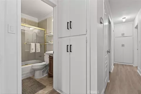 Entry Way - 9862 Cabanas, Tujunga, CA 91042 photo 5 of 6