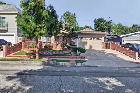 Exterior - 9862 Cabanas, Tujunga, CA 91042 photo 2 of 27