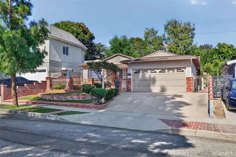 9862 Cabanas, Tujunga, CA 91042
