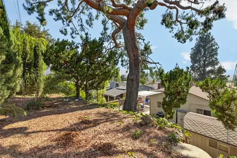 Exterior - 9862 Cabanas, Tujunga, CA 91042 photo 17 of 27