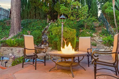 Exterior - 9862 Cabanas, Tujunga, CA 91042 photo 24 of 27