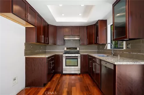 Kitchen - 6820 Eaglehaven Ln, Oak Park, CA 91377 photo 1 of 2