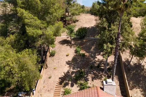 Exterior - 6820 Eaglehaven Ln, Oak Park, CA 91377 photo 3 of 6