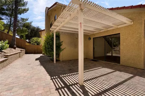 Exterior - 6820 Eaglehaven Ln, Oak Park, CA 91377 photo 5 of 6
