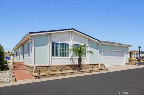 115 Poinsettia Gardens Dr #115, Ventura, CA 93004
