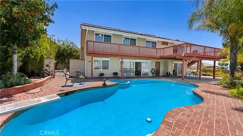3003 Mesa Verde Dr, Burbank, CA 91504