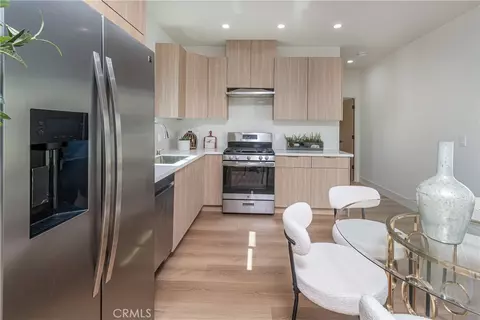 Kitchen - 2316 N Parish, Burbank, CA 91504 photo 6 of 7