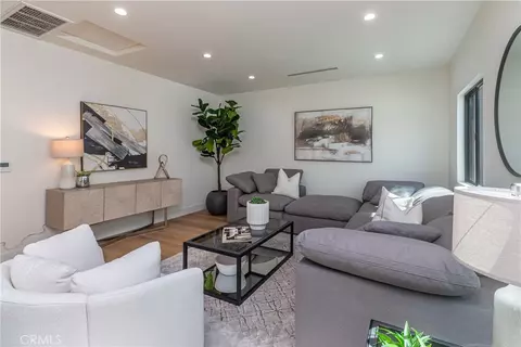 Living - 2316 N Parish, Burbank, CA 91504 photo 5 of 5