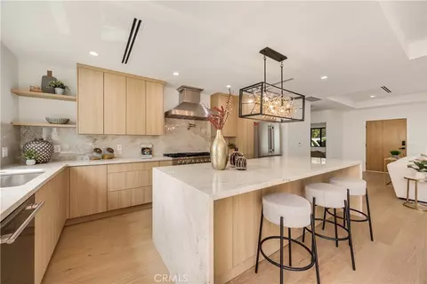 Kitchen - 2316 N Parish, Burbank, CA 91504 photo 5 of 7